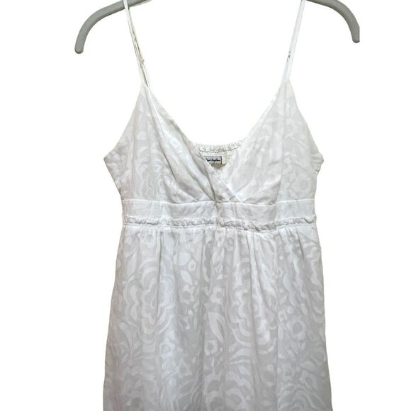 💟 BUNDLE SALE 3/$18 Super Sweet AEO White Patterned Summer Halter Dress, 4 - Picture 3 of 11